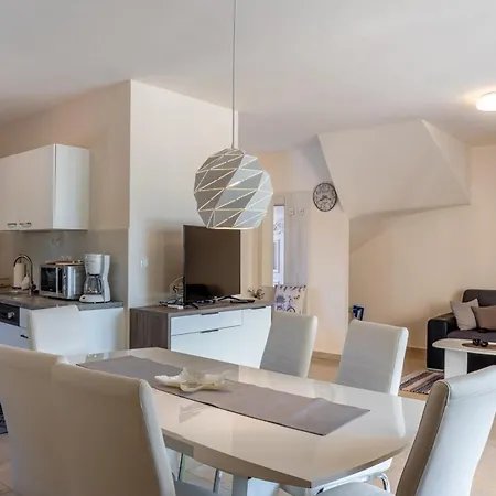 By The Sea - Kozjak, - 21540 Apartment