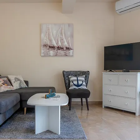Apartmán By The Sea - Kozjak, - 21540 *
