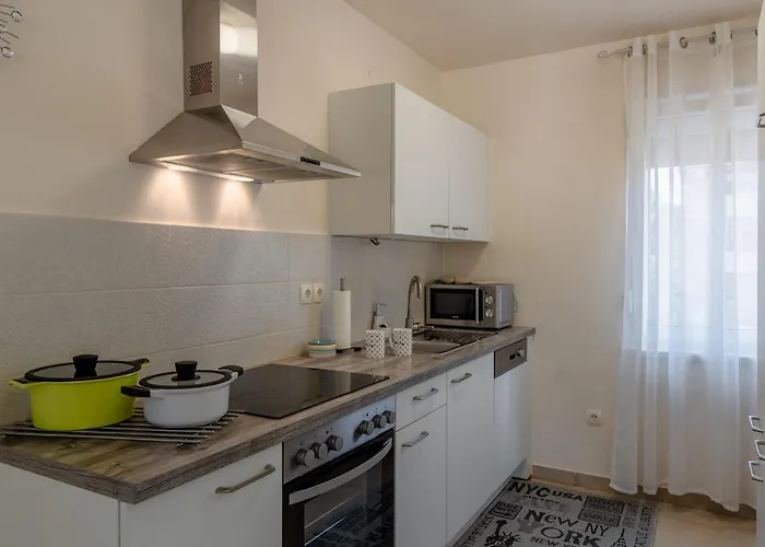 By The Sea - Kozjak, - 21540 Вир